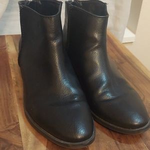 Universal Threads Woman's Booties Black